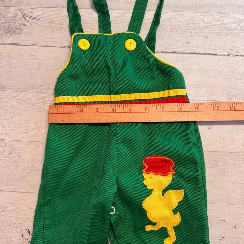Vintage baby green overalls with duck‎